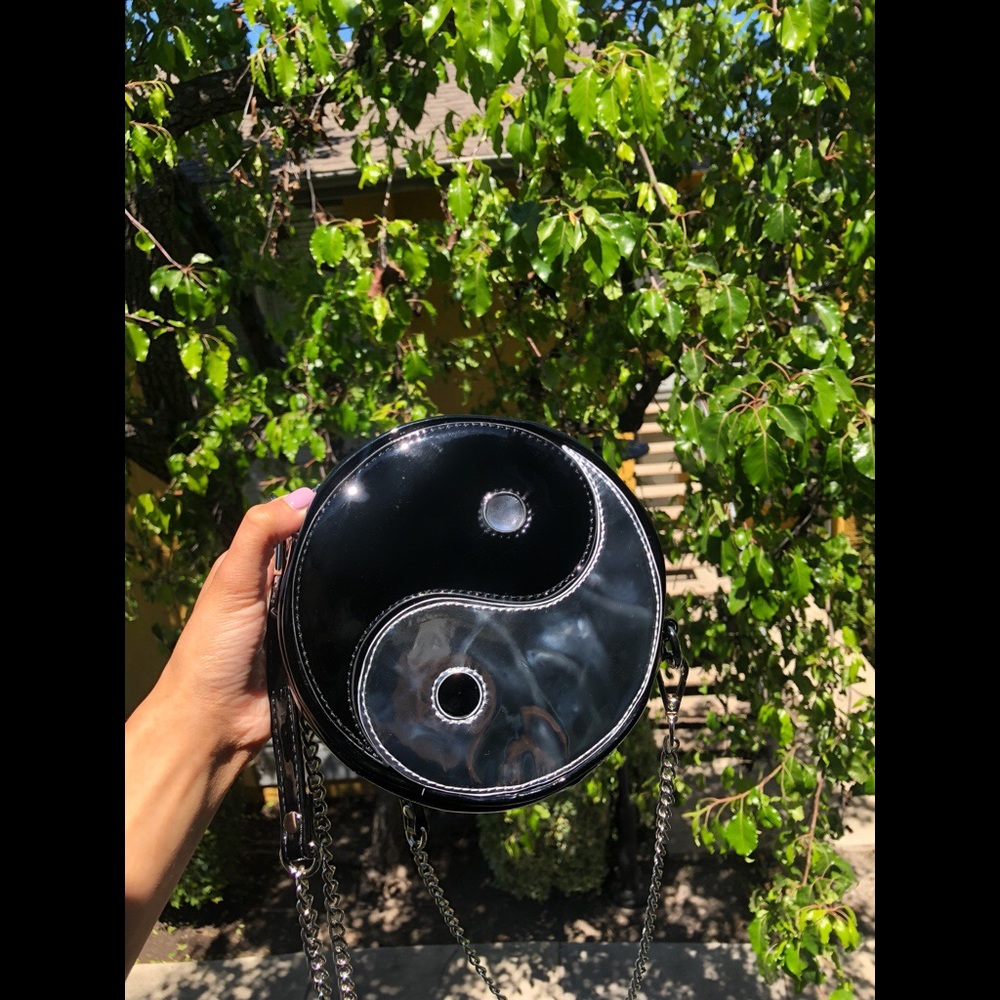 Dolls kill Yin Yang bag
